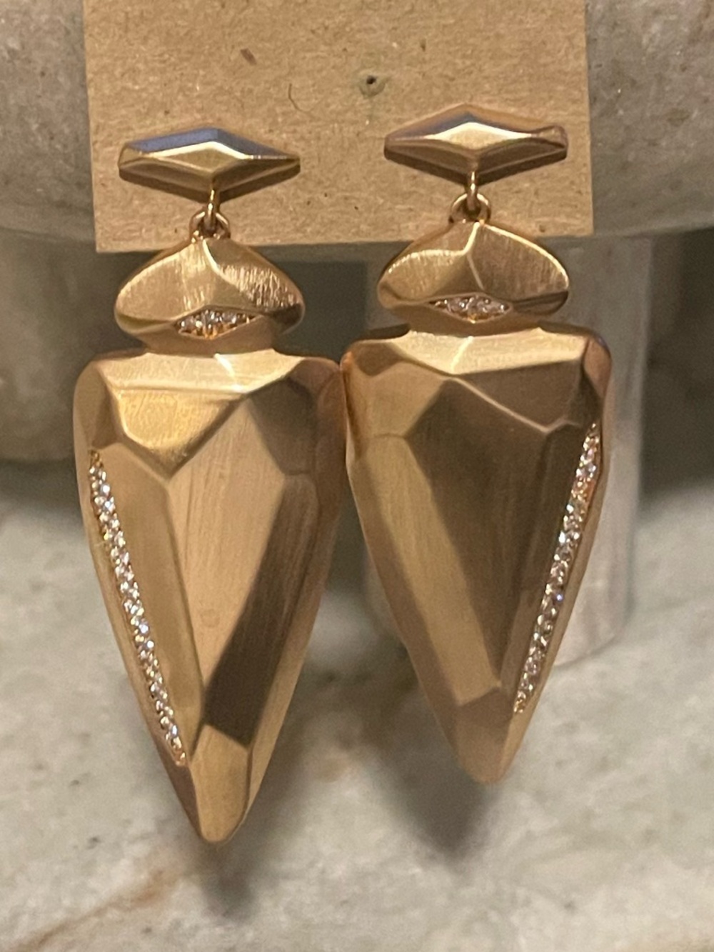 #KENDRA SCOTT  #RETIRED   VHF